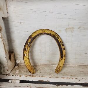 Vintage Cast Iron Yellow Horseshoe- Primitive Farmhouse- Old Rustic Horseshoe